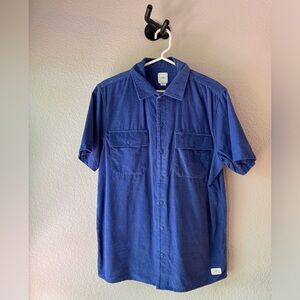 Vans men’s corduroy dark cobalt blue short sleeve button up. Size M.